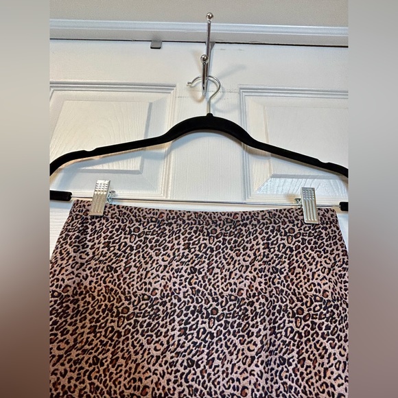 Leopard Print Mesh Lettuce Trim Skirt - Picture 6 of 6
